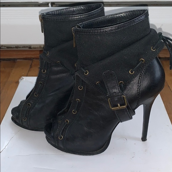 Lace up booties - Picture 4 of 6